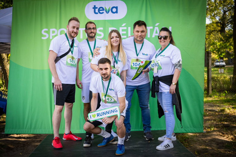Teva TGO employees before the race